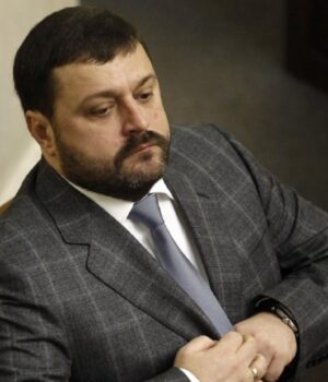 Нардепу-зраднику-Деркачу-присвоїли-звання-“героя-Росії” Нардепу-зраднику-Деркачу-присвоїли-звання-“героя-Росії”