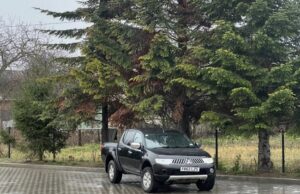 Ще один автомобіль на передову передала Боратинська громада Ще-один-автомобіль-на-передову-передала-Боратинська-громада