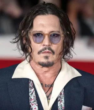 Джонні-Депп-продюсуватиме-екранізацію-"Майстра-і-Маргарити" Джонні-Депп-продюсуватиме-екранізацію-"Майстра-і-Маргарити"