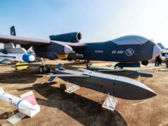 Китай вперше підняв в небо гігантського “авіаносця дронів”, – Bloomberg Китай-вперше-підняв-в-небо-гігантського-“авіаносця-дронів”,-–-bloomberg