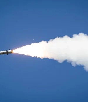 2-з-3-російських-балістичних-ракет-та-83-зі-151-дрона-знешкодили-над-Україною,-основний. 2-з-3-російських-балістичних-ракет-та-83-зі-151-дрона-знешкодили-над-Україною,-основний.