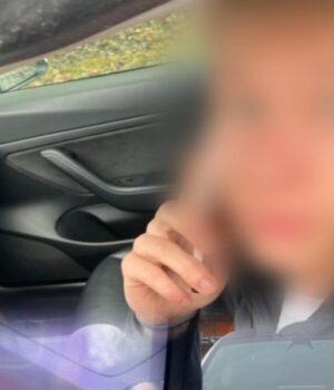 Біля-Луцька-за-перевищення-швидкості-затримали-неповнолітнього-водія-авто Біля-Луцька-за-перевищення-швидкості-затримали-неповнолітнього-водія-авто