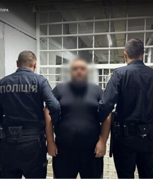 На-Волині-військовий-за-7-тисяч-доларів-обіцяв-організувати-виїзд-за-кордон На-Волині-військовий-за-7-тисяч-доларів-обіцяв-організувати-виїзд-за-кордон