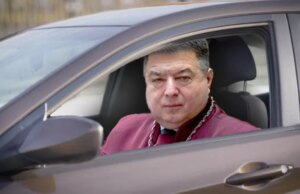 Втекти за кордон ексголові Конституційного Суду Тупицькому допоміг прикордонник з Волині Втекти-за-кордон-ексголові-Конституційного-Суду-Тупицькому-допоміг-прикордонник-з-Волині