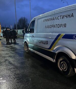 Загинув-нацгвардієць,-четверо-постраждалих:-у-Києві-розслідують-теракт Загинув-нацгвардієць,-четверо-постраждалих:-у-Києві-розслідують-теракт