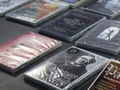 Британський режисер передав волинській бібліотеці свої фільми Британський-режисер-передав-волинській-бібліотеці-свої-фільми