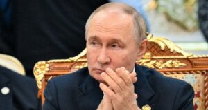 У Росії винесли вирок прокурору і суддям МКС за спробу арештувати Путіна У-Росії-винесли-вирок-прокурору-і-суддям-МКС-за-спробу-арештувати-Путіна