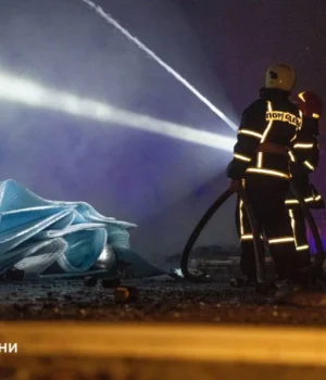 рф-атакувала-енергетику-у-5-областях,-загорілися-зерносховища-в-порту-Одеси-–-віцепрем'єр рф-атакувала-енергетику-у-5-областях,-загорілися-зерносховища-в-порту-Одеси-–-віцепрем'єр