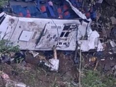 Шкільний автобус упав у 80-метрову прірву: загинули учні випускного класу Шкільний-автобус-упав-у-80-метрову-прірву:-загинули-учні-випускного-класу