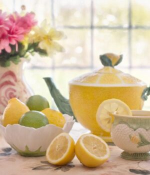 На-столі-чи-в-холодильнику:-експерти-розповіли,-де-найкраще-зберігати-лимони