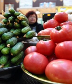 Ціни-на-овочі-та-фрукти-в-Україні:-що-здорожчало,-а-що-здешевшало Ціни-на-овочі-та-фрукти-в-Україні:-що-здорожчало,-а-що-здешевшало