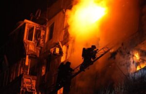 Росія вдарила дроном по багатоповерхівці у Запоріжжі Росія-вдарила-дроном-по-багатоповерхівці-у-Запоріжжі