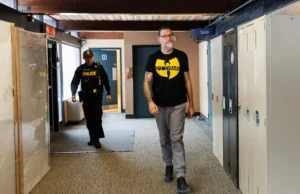 Канадського офіцера розвідки звинувачують у шпигунстві на користь України Канадського-офіцера-розвідки-звинувачують-у-шпигунстві-на-користь-України