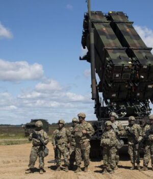 Системи-patriot-навчать-стріляти-“через-плече”:-США-готують-революційне-оновлення
