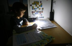 Відключення світла на 17 грудня: коли не буде електроенергії у середу Відключення-світла-на-17-грудня:-коли-не-буде-електроенергії-у-середу