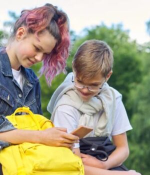 Діють-на-сон-та-емоції-Вчені-виявили,-що-короткі-відео-можуть-негативно-впливати-на-мозок. Діють-на-сон-та-емоції-Вчені-виявили,-що-короткі-відео-можуть-негативно-впливати-на-мозок.