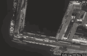 Пошкоджений причал і підводний човен: що видно на нових фото з Новоросійська Пошкоджений-причал-і-підводний-човен:-що-видно-на-нових-фото-з-Новоросійська