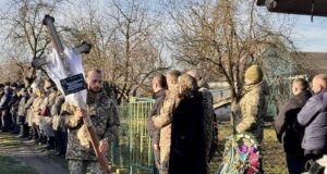 Нововолинська громада віддала шану загиблому Захиснику Роману Пасальському Нововолинська-громада-віддала-шану-загиблому-Захиснику-Роману-Пасальському