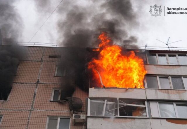 У Запоріжжі росіяни скинули авіабомбу на багатоповерхівку У-Запоріжжі-росіяни-скинули-авіабомбу-на-багатоповерхівку