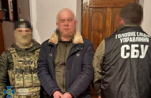 Коригував атаки по складах з боєприпасами і дронами для ЗСУ: у Силах оборони викрили крота... Коригував-атаки-по-складах-з-боєприпасами-і-дронами-для-ЗСУ:-у-Силах-оборони-викрили-крота.