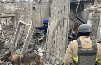 Наслідки авіаудару КАБами по Запоріжжю: 30 постраждалих, рятувальна операція завершена – фото Наслідки авіаудару КАБами по Запоріжжю: 30 постраждалих, рятувальна операція завершена – фото