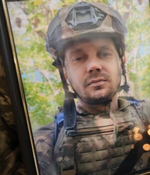 У-Луцьку-попрощалися-з-Героєм-Михайлом-Чернюком