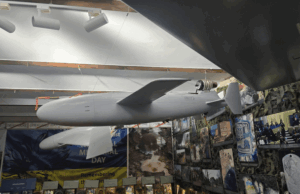 Таємничий “звір”, що полює на тили РФ: у Києві вперше показали секретну крилату ракету “Барс” Таємничий-“звір”,-що полює-на тили-РФ:-у Києві-вперше-показали-секретну-крилату-ракету-“Барс”