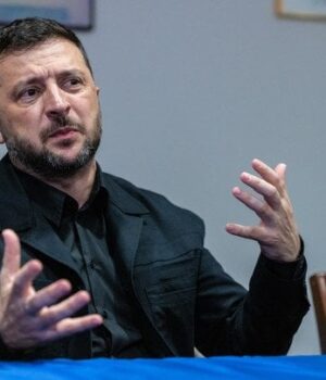 Зеленський-анонсував-заміну-командувача-ПвК-Південь:-подробиці Зеленський-анонсував-заміну-командувача-ПвК-Південь:-подробиці