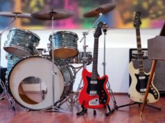 Як новачку вибрати свій перший музичний інструмент: досвід, поради та типові помилки Як-новачку-вибрати-свій-перший-музичний-інструмент:-досвід,-поради-та-типові-помилки
