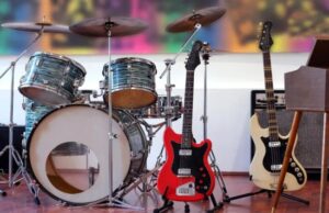 Як новачку вибрати свій перший музичний інструмент: досвід, поради та типові помилки Як-новачку-вибрати-свій-перший-музичний-інструмент:-досвід,-поради-та-типові-помилки