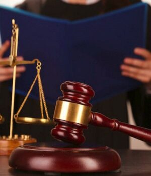 Волинський-суд-покарав-американця,-який-віз-в-Україну-сигарети-з-канабісом