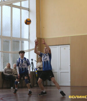Чотири-команди-боролися-за-першість:-у-Луцьку-–-чемпіонат-КДЮСШ-№ 1-із-волейболу.-Фото
