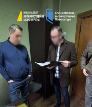 Двох-депутатів-з-Волині-затримали-через-30-тисяч-доларів-хабаря