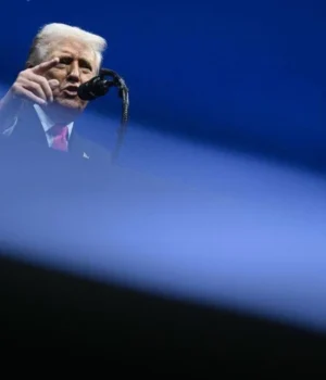 США-збільшують-виплати-для-мігрантів,-які-добровільно-покинуть-країну-до-3000-доларів