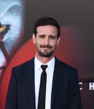 Зірка-фільмів-«Воно-2»-і-«Дроти»-вкоротив-собі-віку-в-46-років