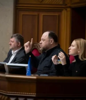 Стефанчук:-закон-про-вибори-в-умовах-війни-буде-одноразовим