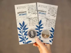 НБУ випустив нову пам'ятну монету, присвячену дипломатам: що на ній зображено НБУ-випустив-нову-пам'ятну-монету,-присвячену-дипломатам:-що-на-ній-зображено