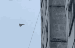 Наслідки атаки дронів на Київ: руйнування і травмовані у Світошинському районі (відео) Наслідки-атаки-дронів-на-Київ:-руйнування-і-травмовані-у-Світошинському-районі-(відео)