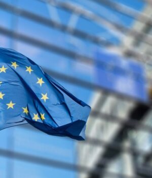 Рада-ЄС-на-пів-року-продовжила-економічні-санкції-проти-Росії