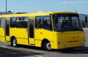 Помідори літали салоном, жінка – на підлозі: скандал у маршрутці «Луцьк – Рокині» Помідори-літали-салоном,-жінка-–-на-підлозі:-скандал-у-маршрутці-«Луцьк-–-Рокині»