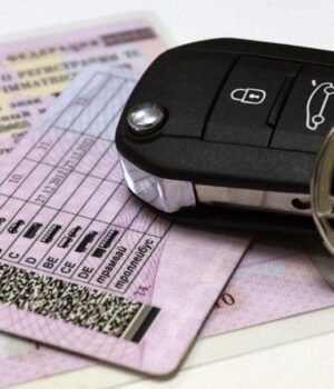 Водія-bmw,-який-катався-Луцьком-без-прав,-оштрафували-на-40-тисяч-гривень