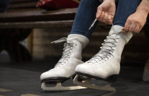 Як луцькі ковзанки працюватимуть на різдвяно-новорічні свята Як-луцькі-ковзанки-працюватимуть-на-різдвяно-новорічні-свята