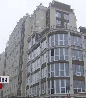Боротьба-за-житло-під-Києвом:-люди-придбали-квартири-до-війни,-але-досі-не-можуть-там.