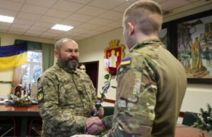 Військові з Луцька отримали державні нагороди Військові-з-Луцька-отримали-державні-нагороди