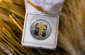 З діамантом і позолотою: Нацбанк випустив особливу пам’ятну монету до Різдва З-діамантом-і-позолотою:-Нацбанк-випустив-особливу-пам’ятну-монету-до-Різдва