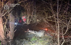 Підозрюваного у вчиненні ДТП в Торчині, у якій загинула 17-річна дівчина, взяли під варту Підозрюваного-у-вчиненні-ДТП-в-Торчині,-у-якій-загинула-17-річна-дівчина,-взяли-під-варту