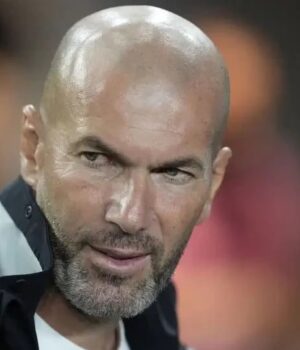 Зінедін-Зідан-очолить-збірну-Франції