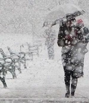 Завтра-в-Україну-прийдуть-хуртовини-та-потепління:-яка-температура-очікується-у-столиці