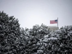 Сенатори США закликали Трампа зупинити масове відкликання послів Сенатори-США-закликали-Трампа-зупинити-масове-відкликання-послів