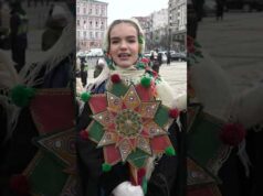 Колядки під час Різдвяної ходи (ВІДЕО) Колядки під час Різдвяної ходи (ВІДЕО)